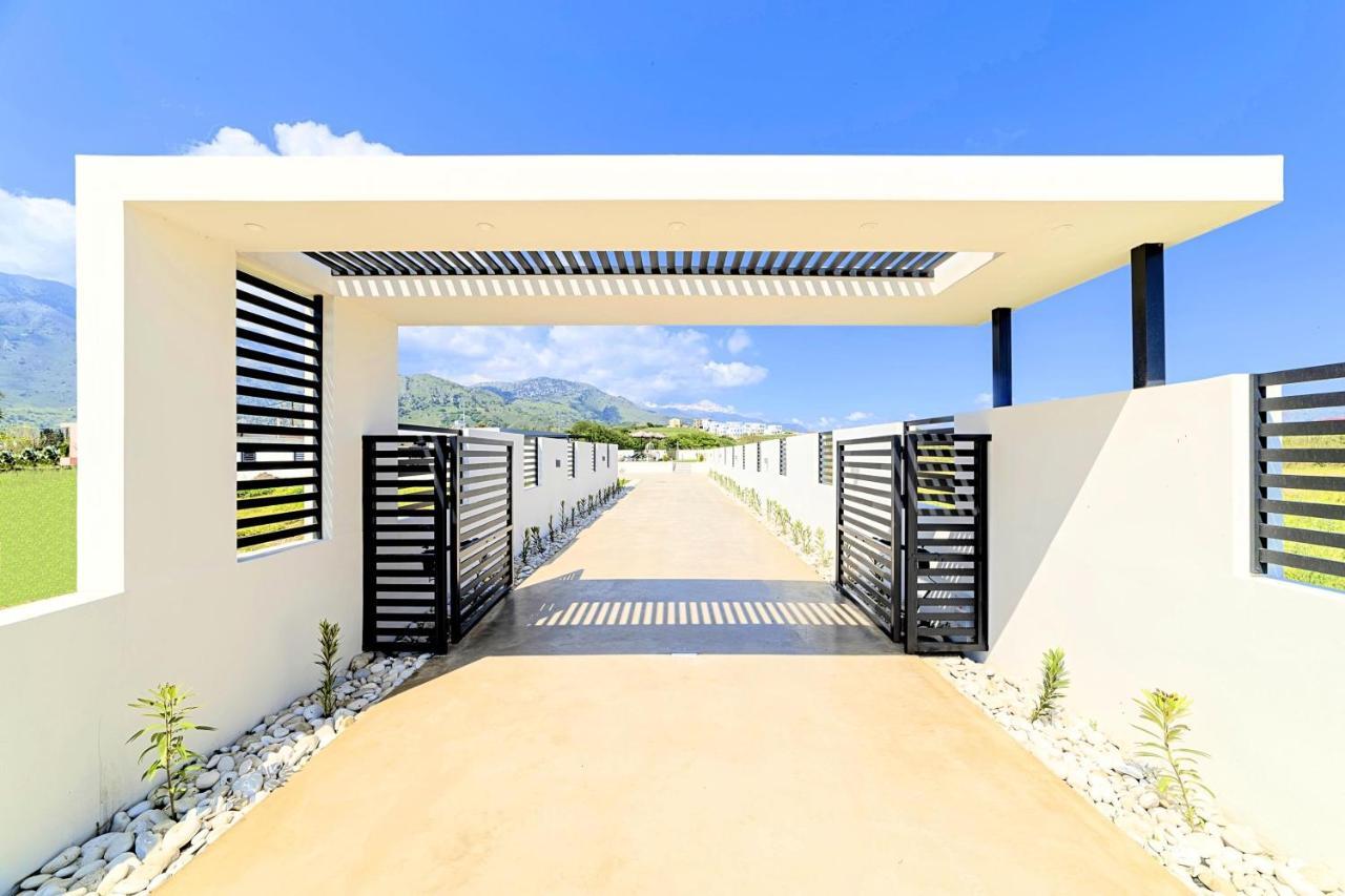 Solaris Heated Pool & Jacuzzi Georgioupoli