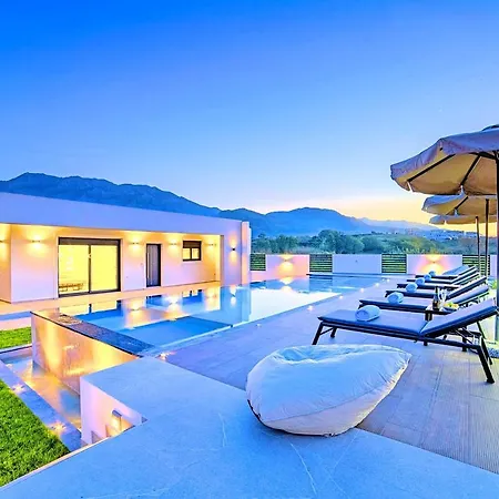 Villa Solaris Heated Pool & Jacuzzi Georgioúpoli Extérieur photo